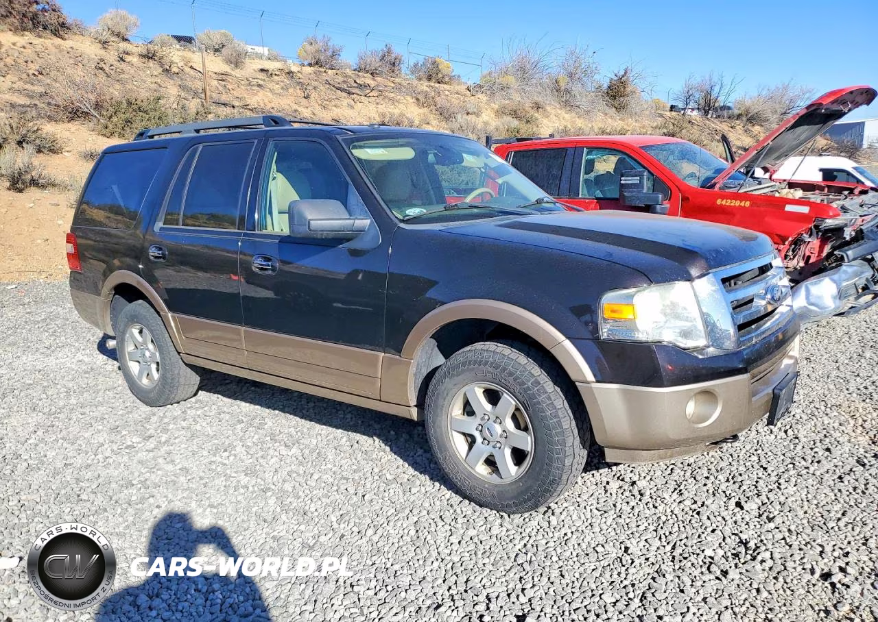 2013 Ford Expedition Xlt VIN:1FMJU1J55DEF08316 - 4