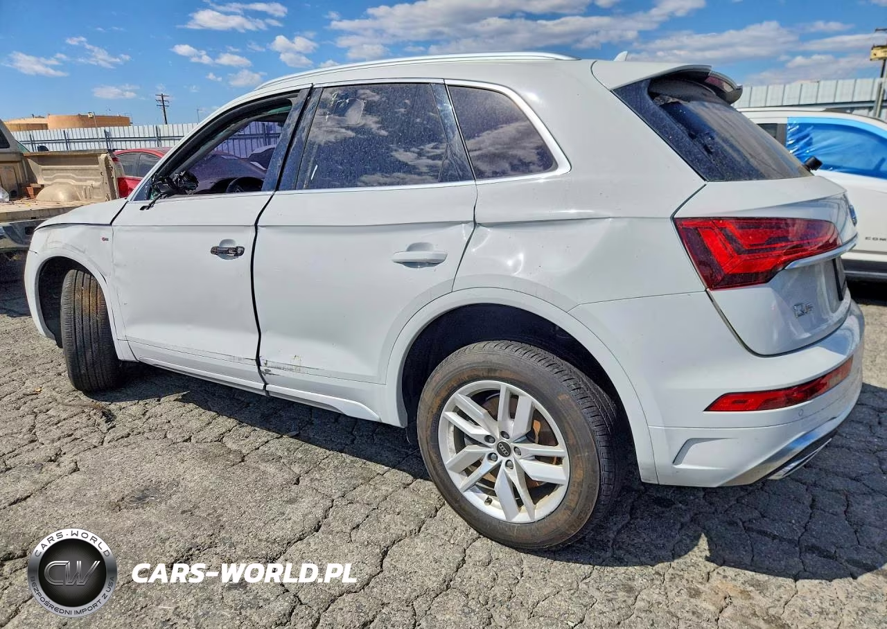 2024 Audi Q5 Premium 45 VIN:WA1GAAFY7R2005769 - 2