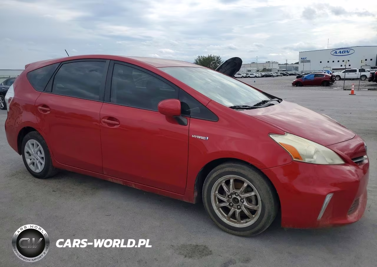 2014 Toyota Prius V Two VIN:JTDZN3EU5E3309510 - 4