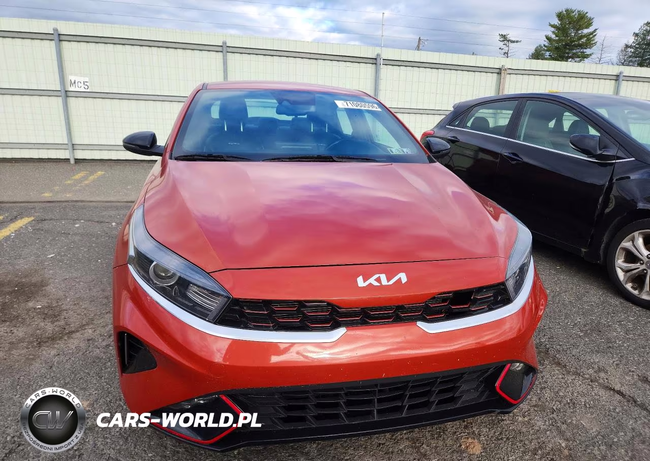 2022 Kia Forte Gt Line VIN:3KPF54AD5NE492060 - 5