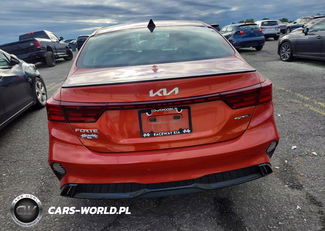2022 Kia Forte Gt Line VIN:3KPF54AD5NE492060 - 6