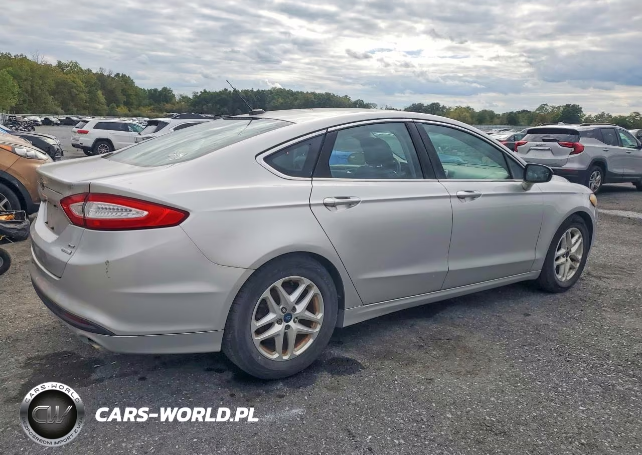 2015 Ford Fusion Se VIN:3FA6P0HD0FR138049 - 3