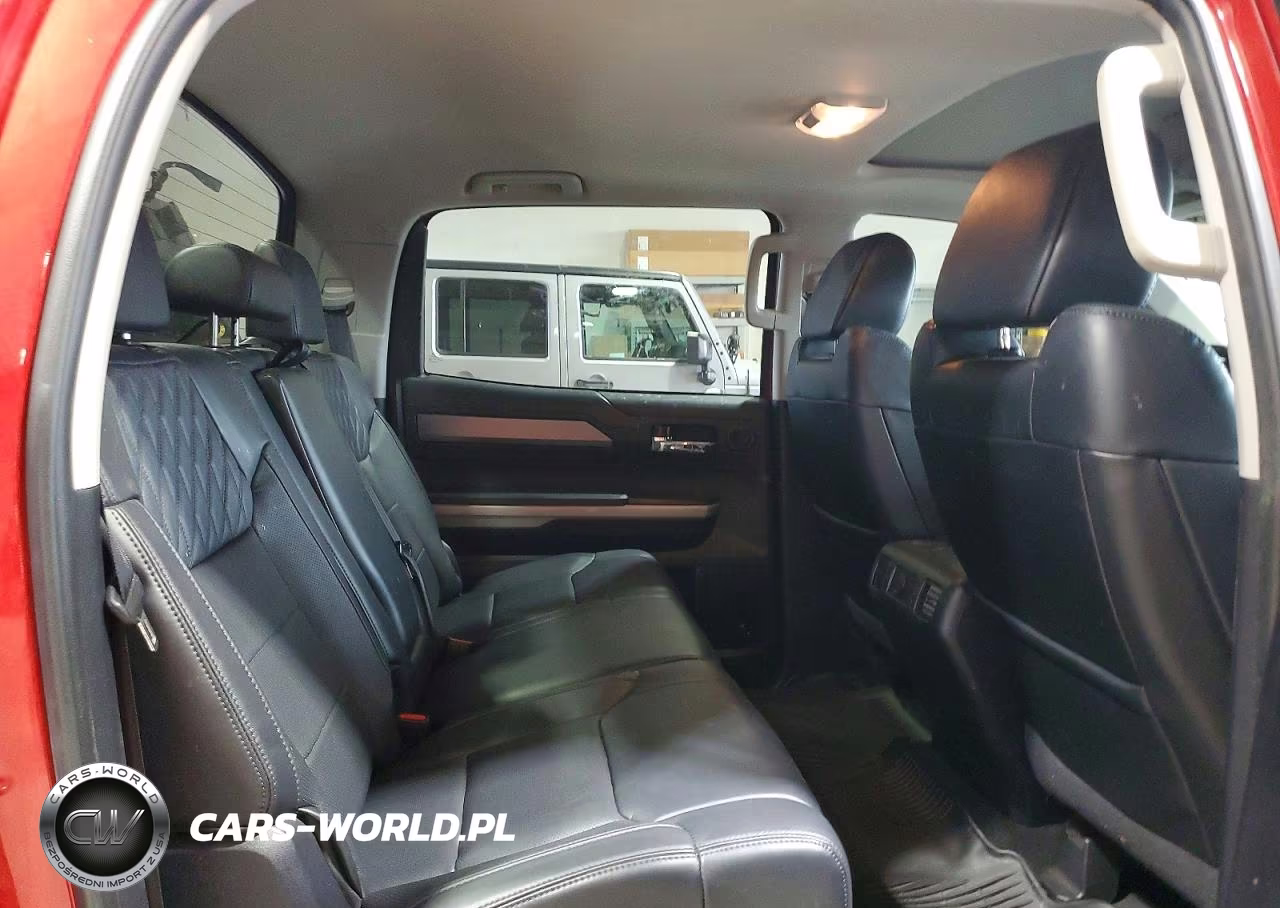 2019 Toyota Tundra Platinum VIN:5TFAY5F17KX845674 - 10