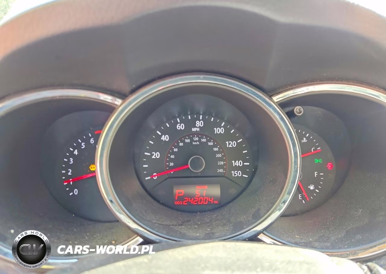 2012 Kia Sorento Lx VIN:5XYKT4A61CG285090 - 9