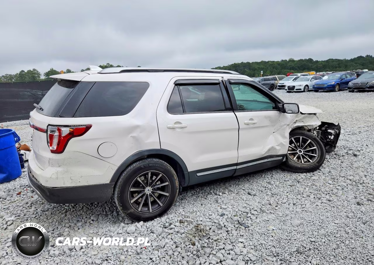 2017 Ford Explorer Xlt VIN:1FM5K7D83HGC29392 - 3