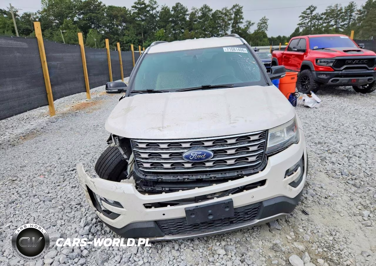 2017 Ford Explorer Xlt VIN:1FM5K7D83HGC29392 - 5