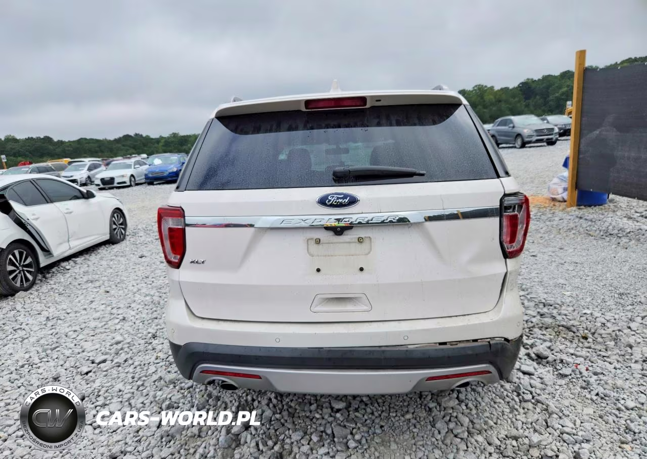 2017 Ford Explorer Xlt VIN:1FM5K7D83HGC29392 - 6