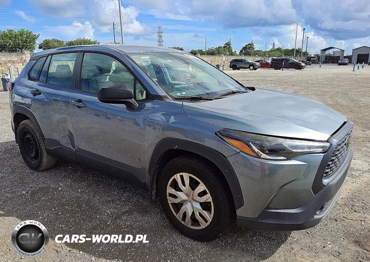 2022 Toyota Corolla Cross L VIN:7MUAAAAG6NV023540 - 4
