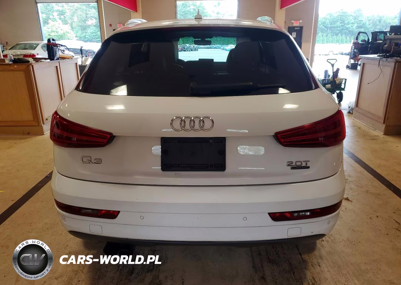2016 Audi Q3 Premium Plus VIN:WA1EFCFS4GR002235 - 6