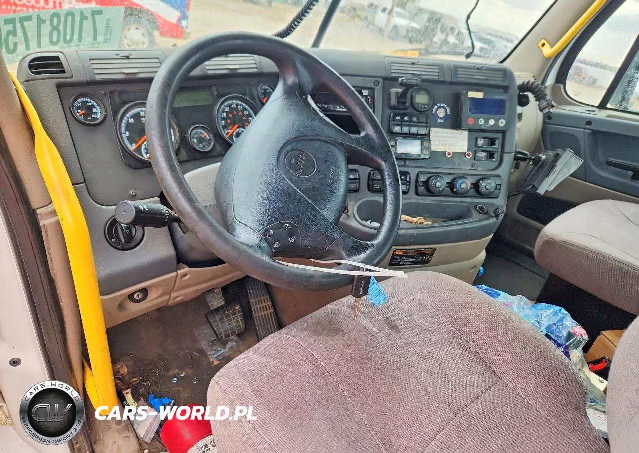 2019 Freightliner Cascadia VIN:1FUGGBDV0KLKK2236 - 8