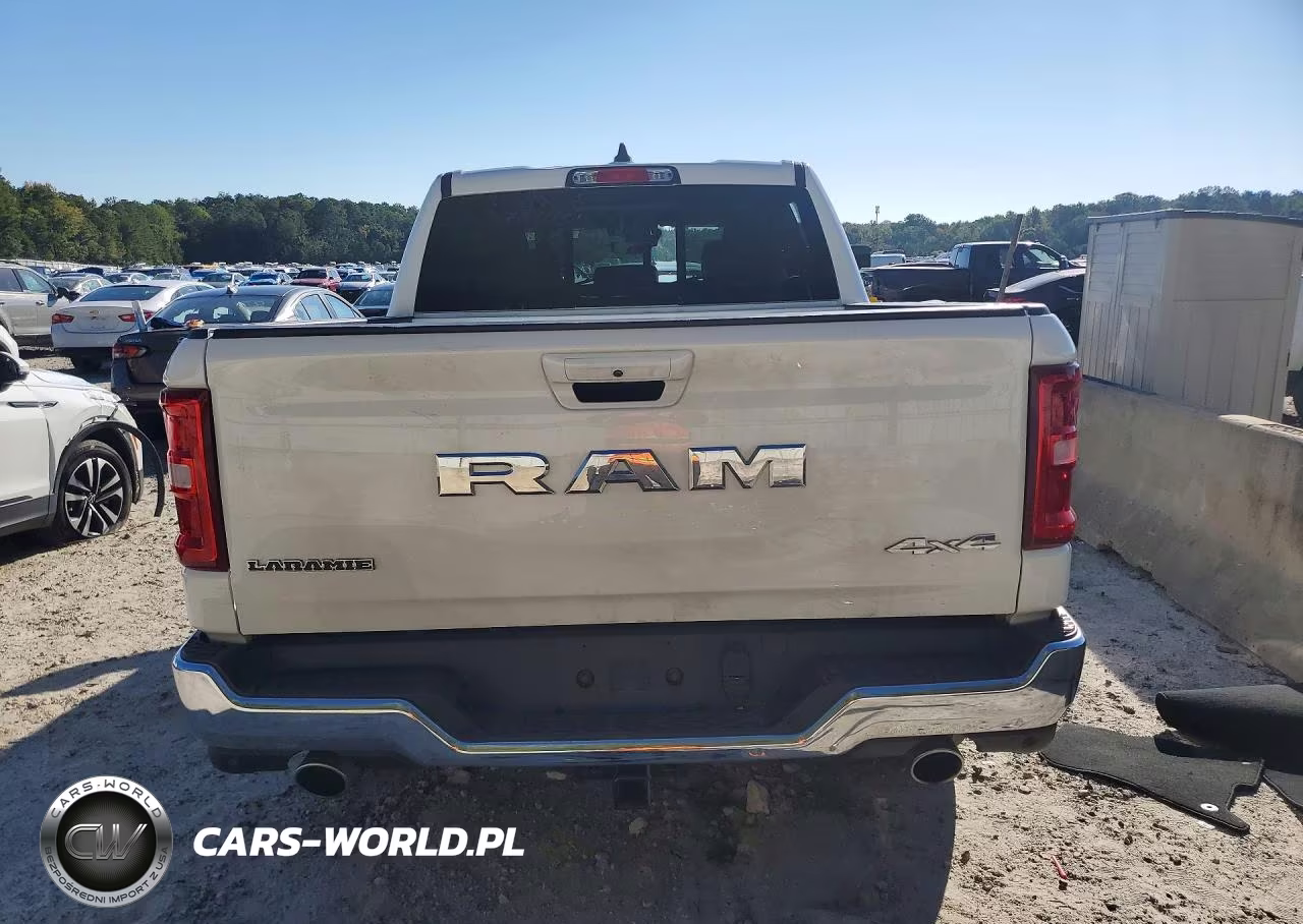 2026 Ram 1500 Laramie VIN:3C6SRFJP2T4175131 - 6