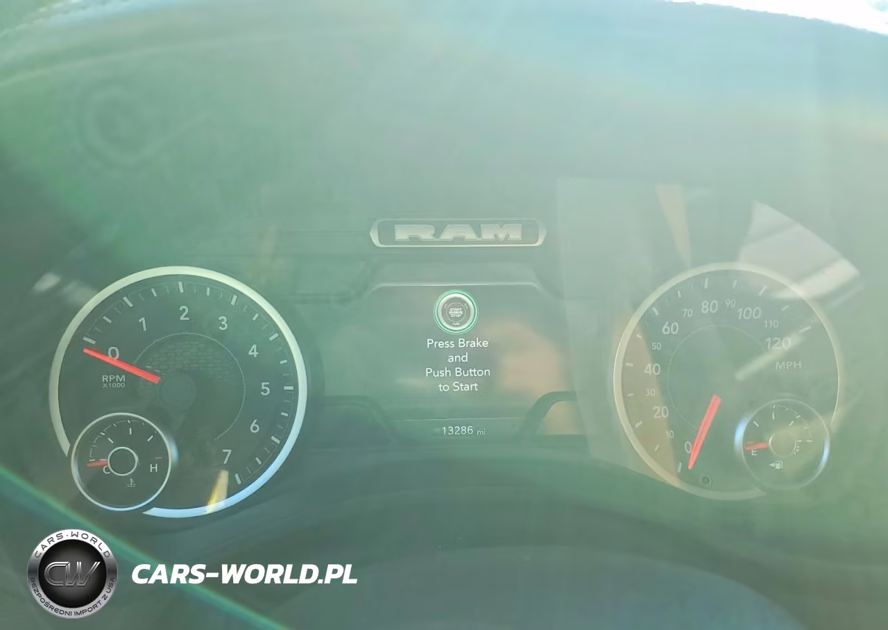 2026 Ram 1500 Laramie VIN:3C6SRFJP2T4175131 - 9