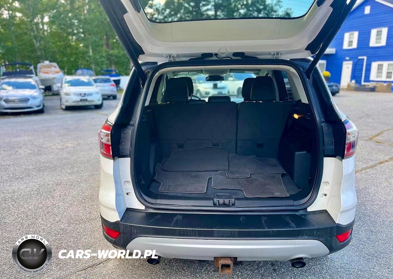 2018 Ford Escape Titanium VIN:1FMCU0J94JUB97212 - 14