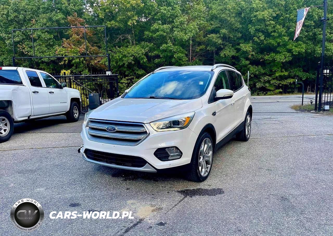 2018 Ford Escape Titanium VIN:1FMCU0J94JUB97212 - 2