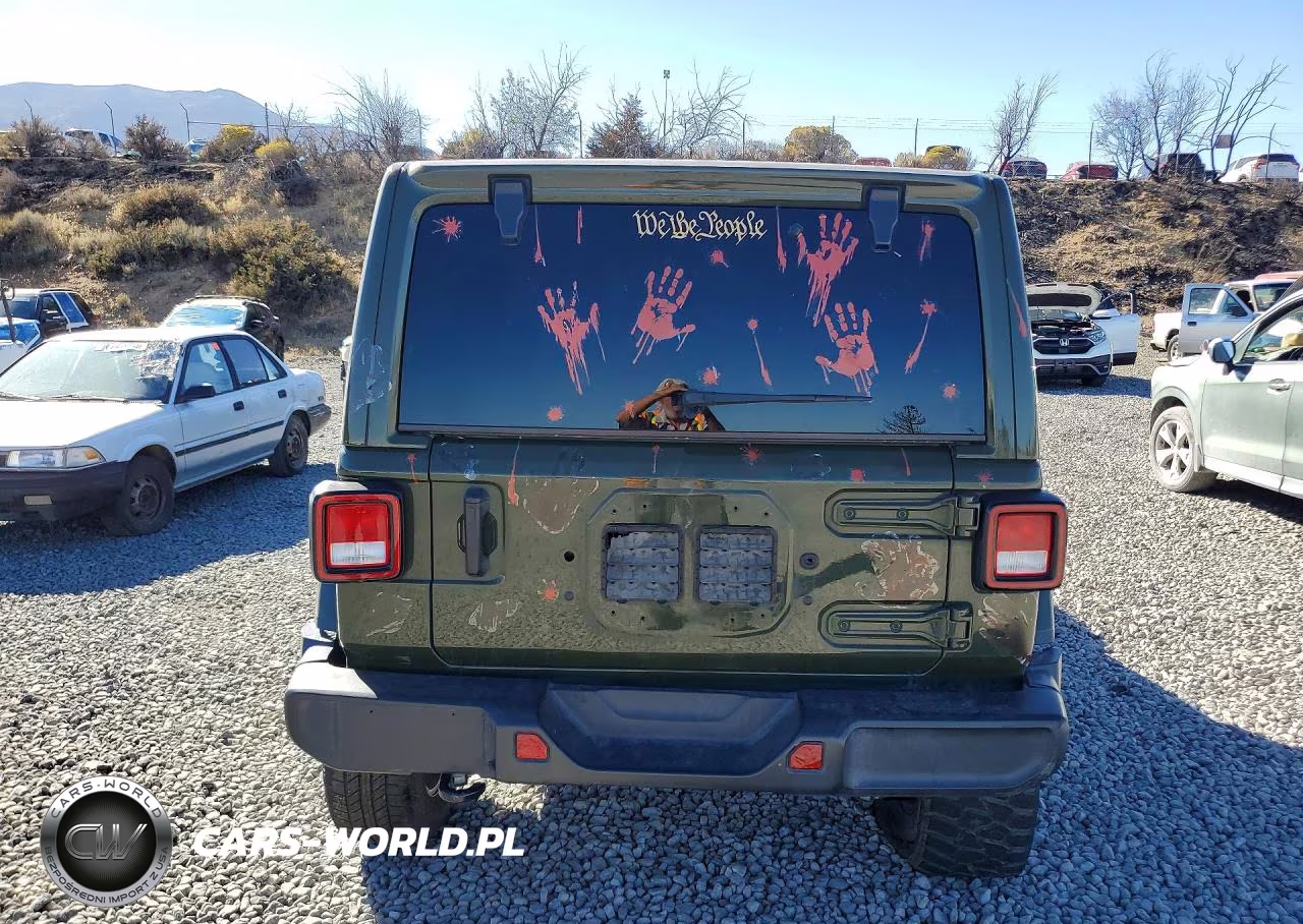 2021 Jeep Wrangler Unlimited Sahara VIN:1C4HJXEN8MW656916 - 6