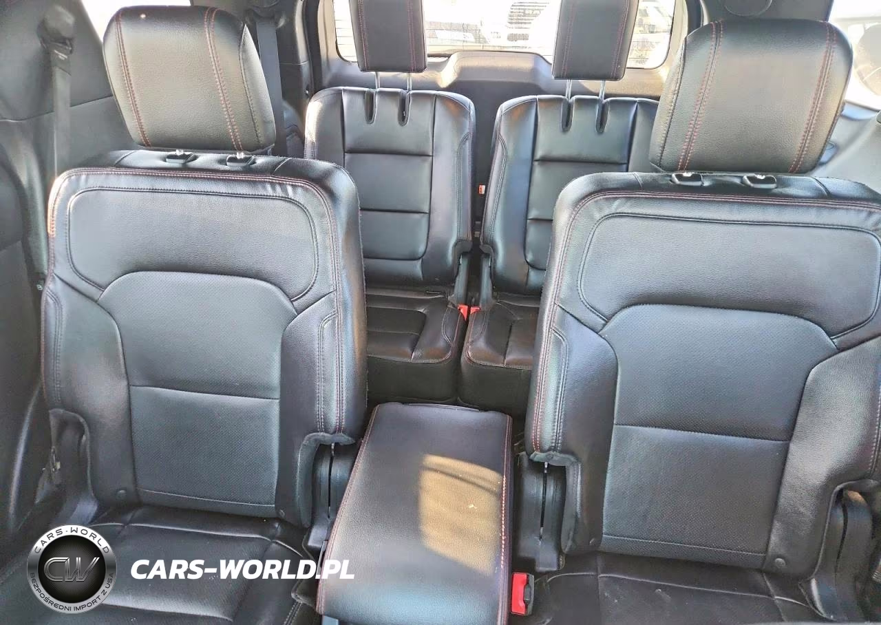 2016 Ford Explorer Sport VIN:1FM5K8GT5GGA42918 - 10
