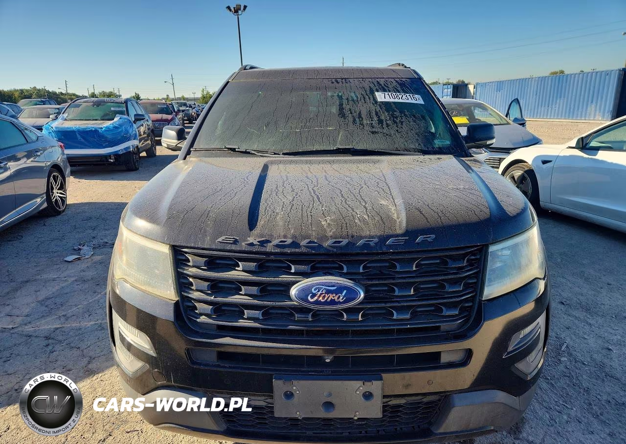 2016 Ford Explorer Sport VIN:1FM5K8GT5GGA42918 - 5