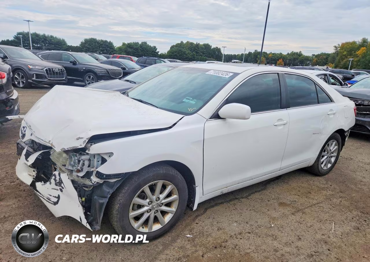 2011 Toyota Camry Xle – zdjęcie 1 z 13