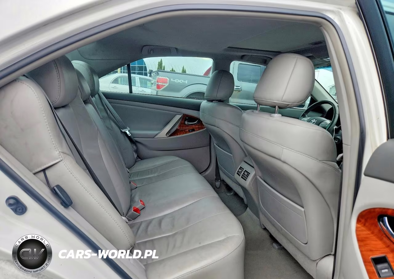 2011 Toyota Camry Xle VIN:4T1BF3EK7BU706411 - 10