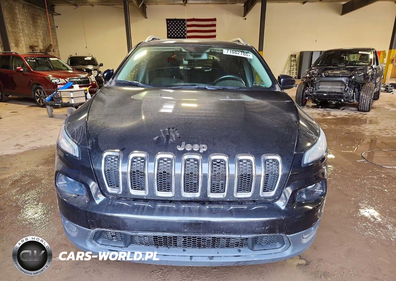 2015 Jeep Cherokee Latitude VIN:1C4PJMCB2FW784588 - 5