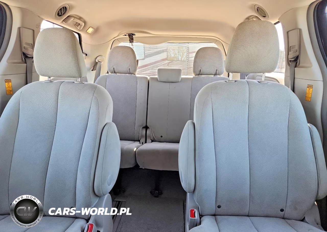 2013 Toyota Sienna L 7-Passenger VIN:5TDZK3DC9DS404778 - 10