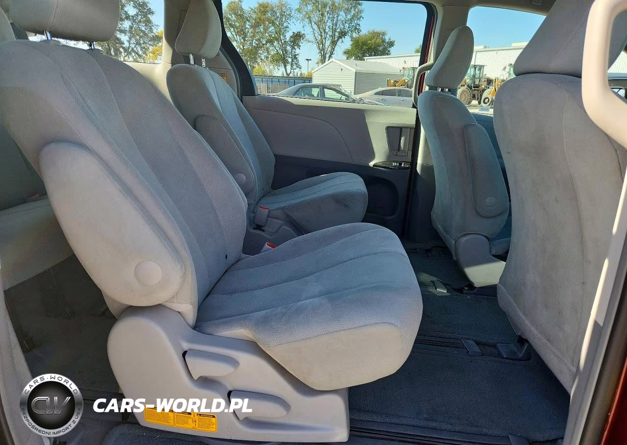 2013 Toyota Sienna L 7-Passenger VIN:5TDZK3DC9DS404778 - 11