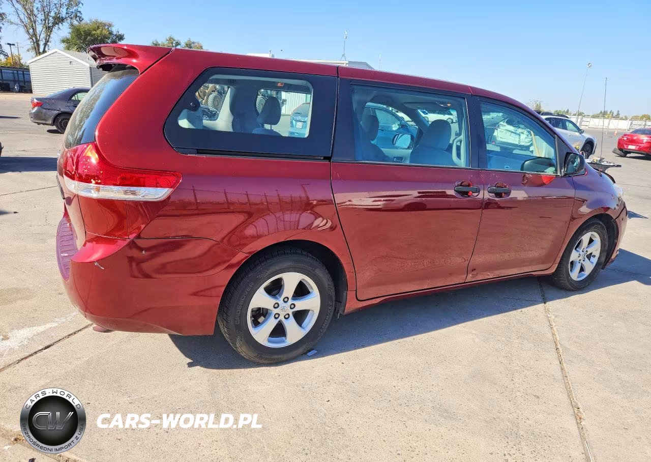 2013 Toyota Sienna L 7-Passenger VIN:5TDZK3DC9DS404778 - 3