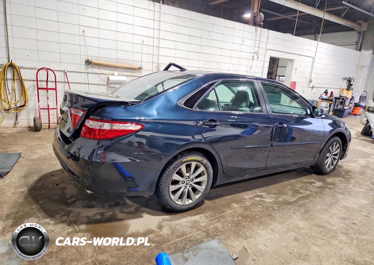 2016 Toyota Camry Xle VIN:4T1BF1FKXGU508464 - 3