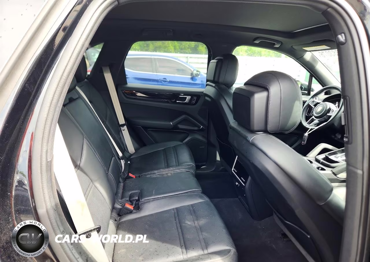 2023 Porsche Cayenne Base VIN:WP1AA2AY9PDA02283 - 11