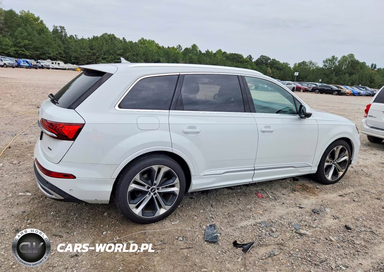 2020 Audi Q7 Prestige VIN:WA1VXAF74LD002837 - 3