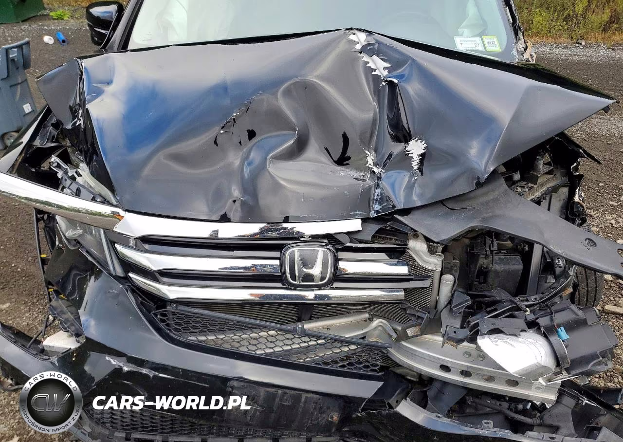 2017 Honda Pilot Touring VIN:5FNYF6H91HB055903 - 12