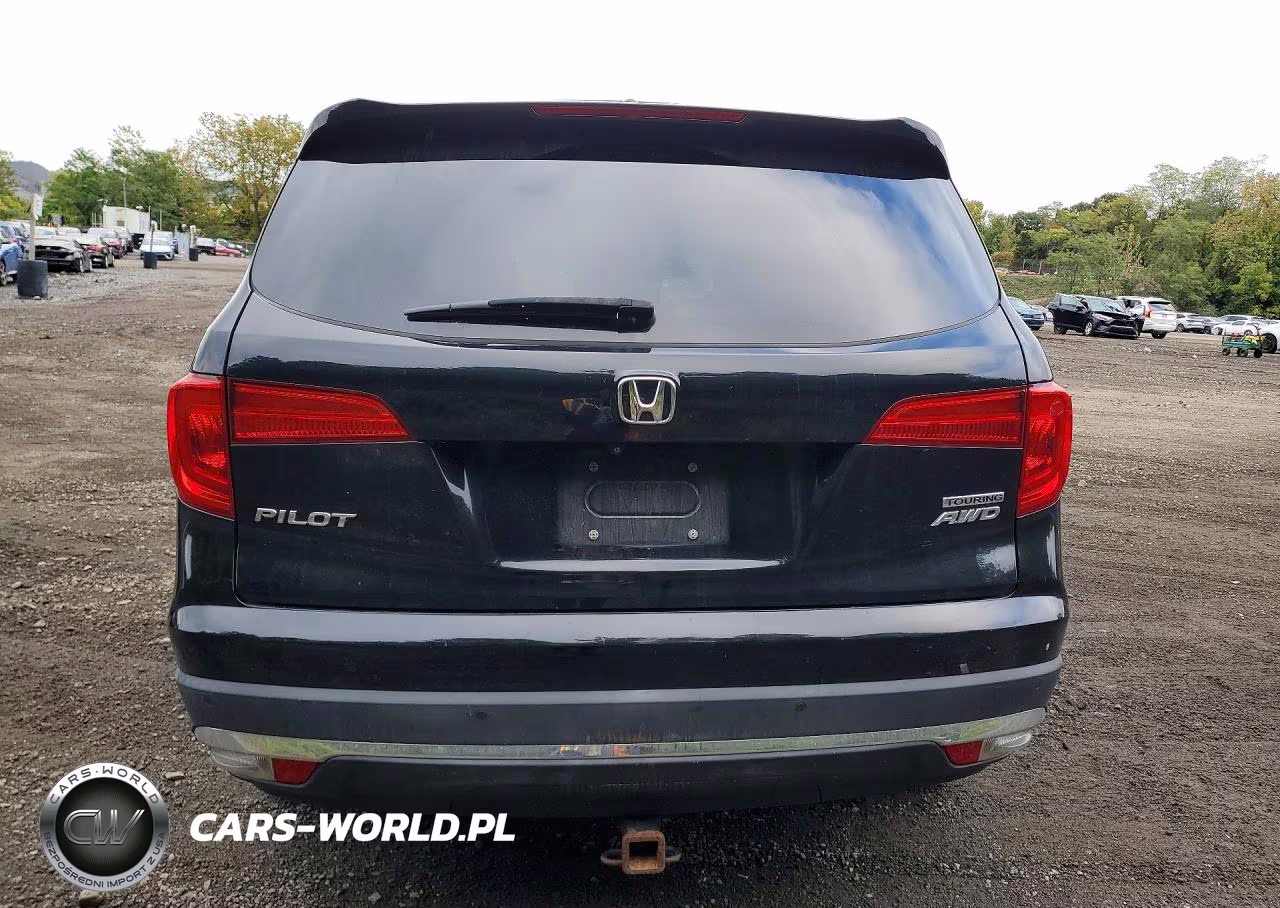 2017 Honda Pilot Touring VIN:5FNYF6H91HB055903 - 6