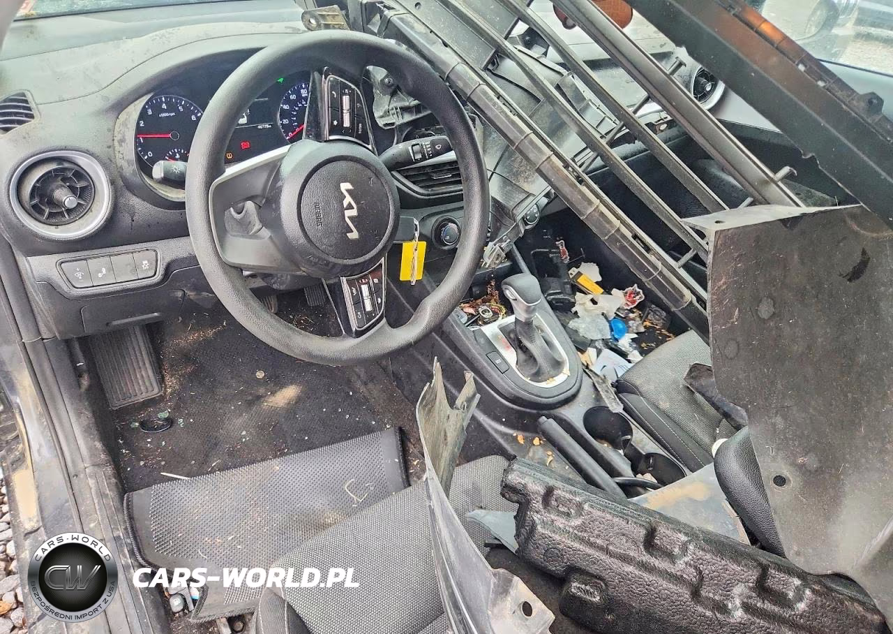 2024 Kia Forte Lxs VIN:3KPF24AD0RE824212 - 8
