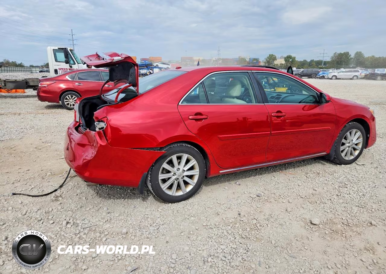2014 Toyota Camry Xle VIN:4T1BF1FK4EU781753 - 3