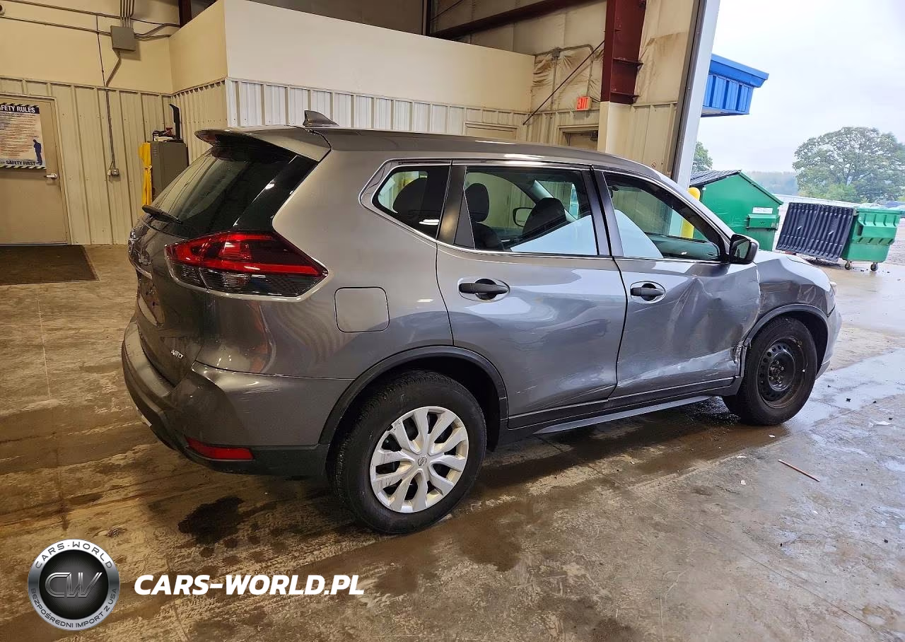 2018 Nissan Rogue S VIN:5N1AT2MVXJC749378 - 3