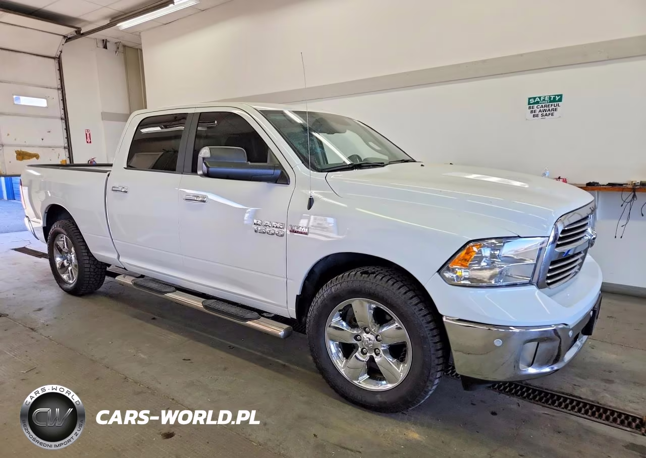 2018 Ram 1500 Slt VIN:1C6RR7TT1JS268130 - 4