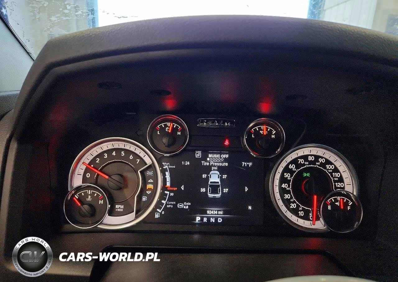 2018 Ram 1500 Slt VIN:1C6RR7TT1JS268130 - 9