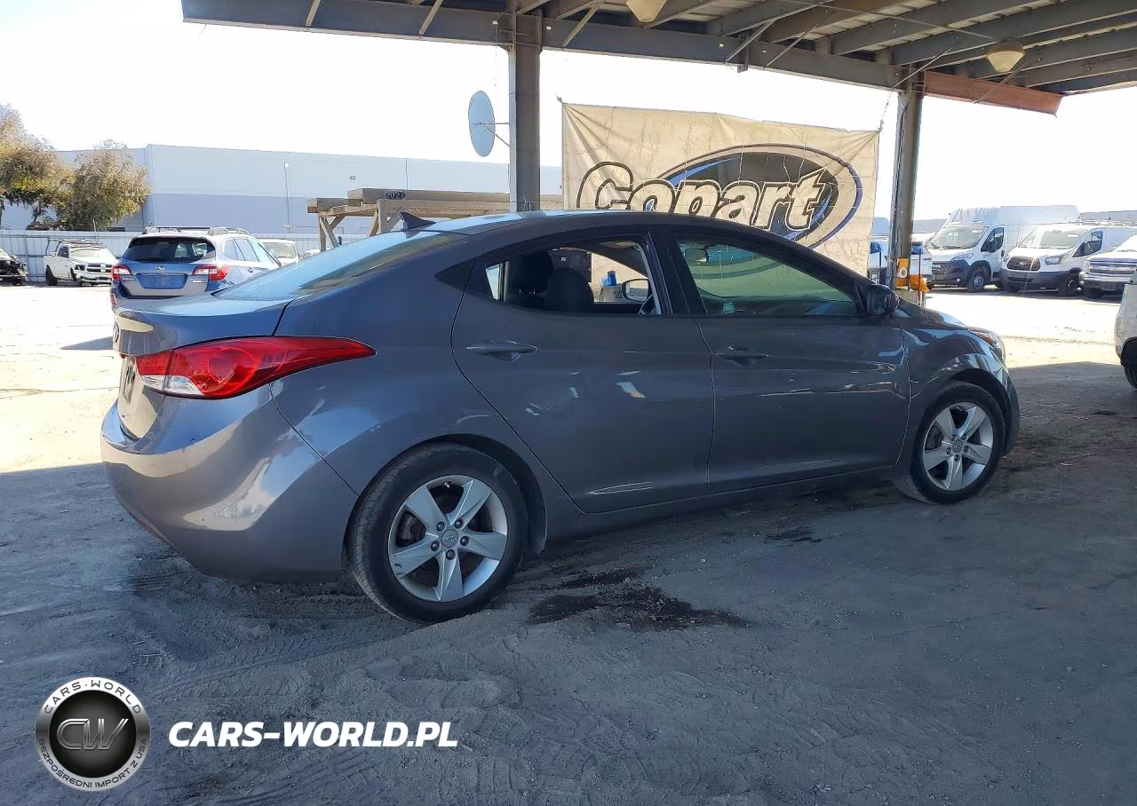 2011 Hyundai Elantra Gls VIN:5NPDH4AE1BH059463 - 3