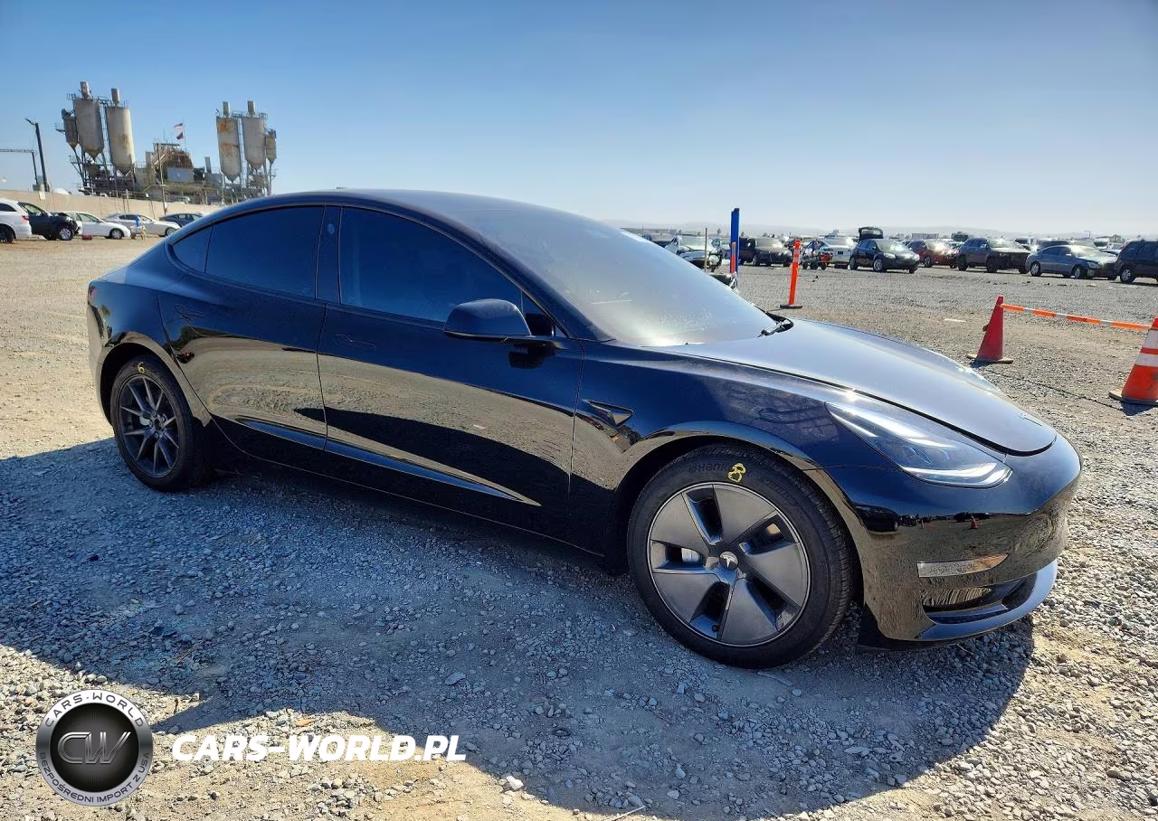 2023 Tesla Model 3 VIN:5YJ3E1EB2PF694944 - 4