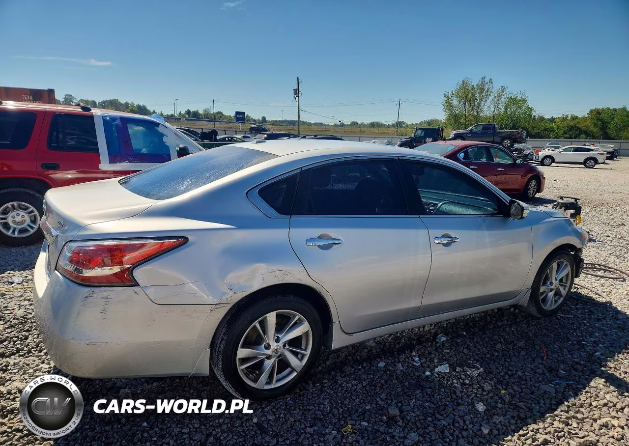2014 Nissan Altima 2.5 VIN:1N4AL3AP2EC100475 - 3