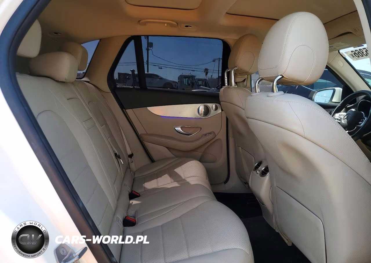 2020 Mercedes-Benz Glc 300 VIN:WDC0G8DB3LF724086 - 11