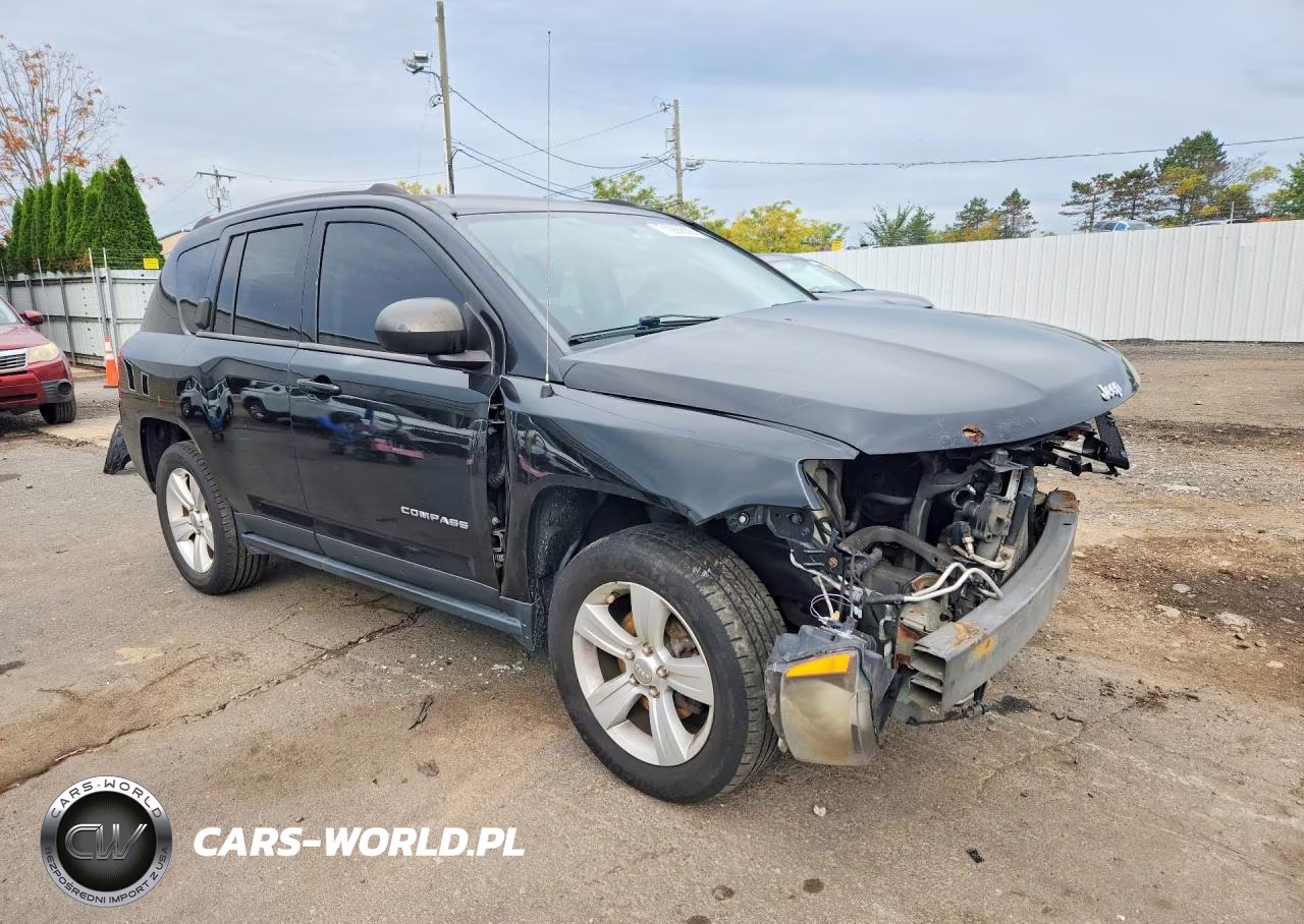 2014 Jeep Compass Sport VIN:1C4NJDBB1ED566385 - 4