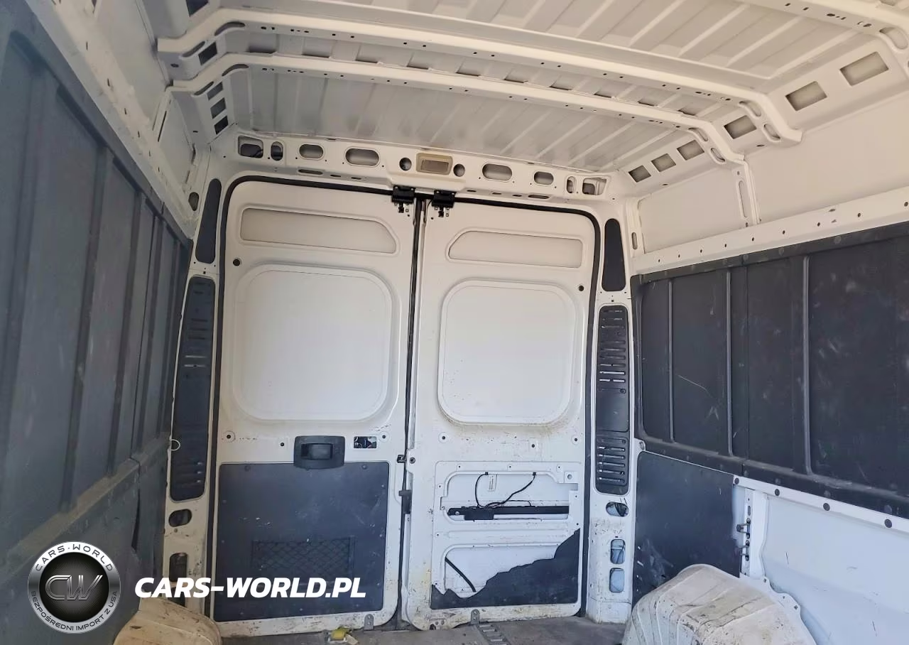 2018 Ram Promaster 2500 2500 High VIN:3C6TRVDG5JE159734 - 10