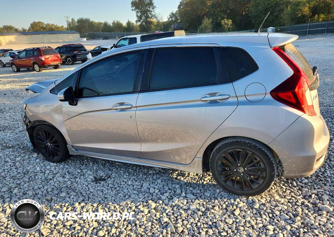 2018 Honda Fit Sport VIN:3HGGK5H63JM733125 - 2