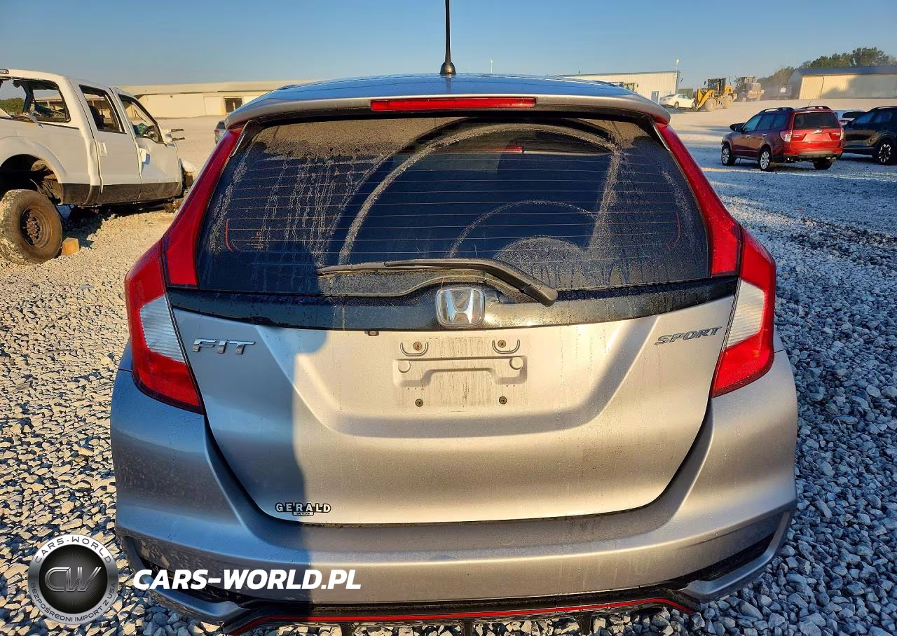 2018 Honda Fit Sport VIN:3HGGK5H63JM733125 - 6
