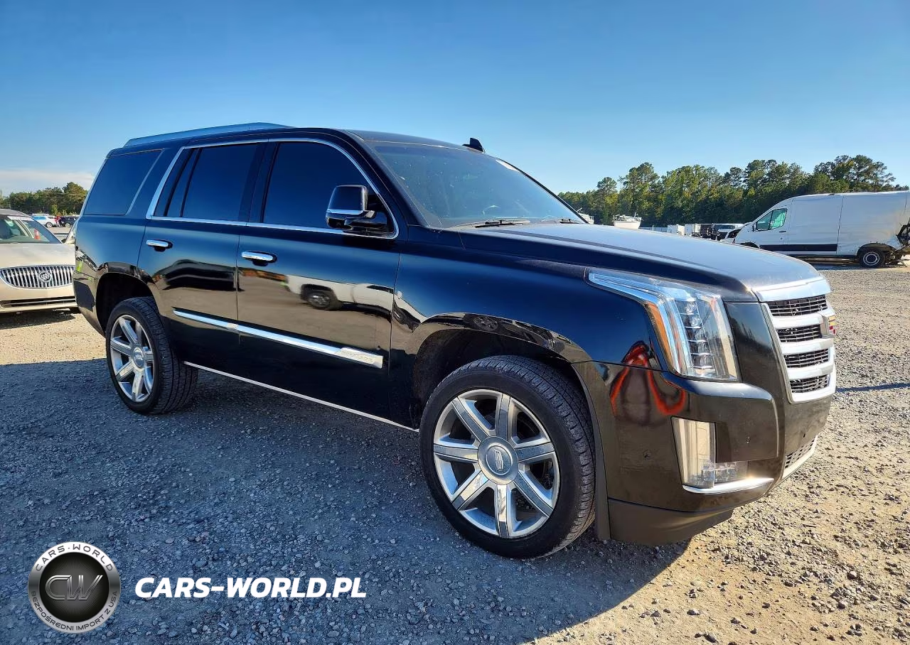 2018 Cadillac Escalade Luxury VIN:1GYS3BKJ2JR104451 - 4