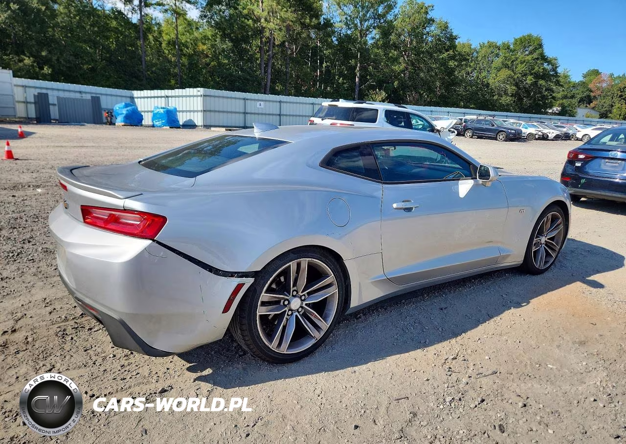 2018 Chevrolet Camaro Lt VIN:1G1FB1RS7J0125960 - 3