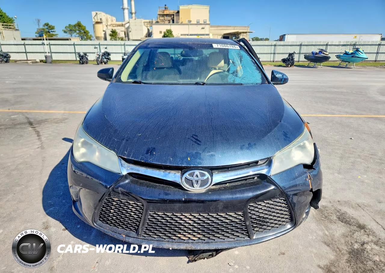 2016 Toyota Camry Xle VIN:4T4BF1FK2GR560466 - 5