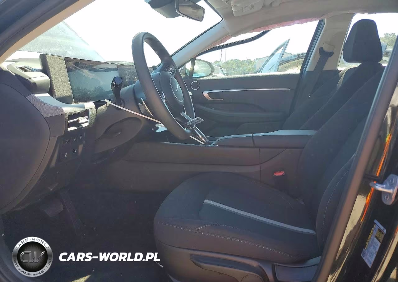 2026 Hyundai Sonata Hybrid Blue VIN:KMHL24JJ7TA157900 - 7
