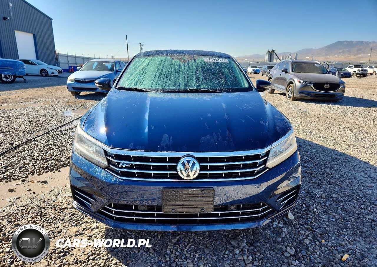 2019 Volkswagen Passat Se R-Line VIN:1VWMA7A39KC002067 - 5